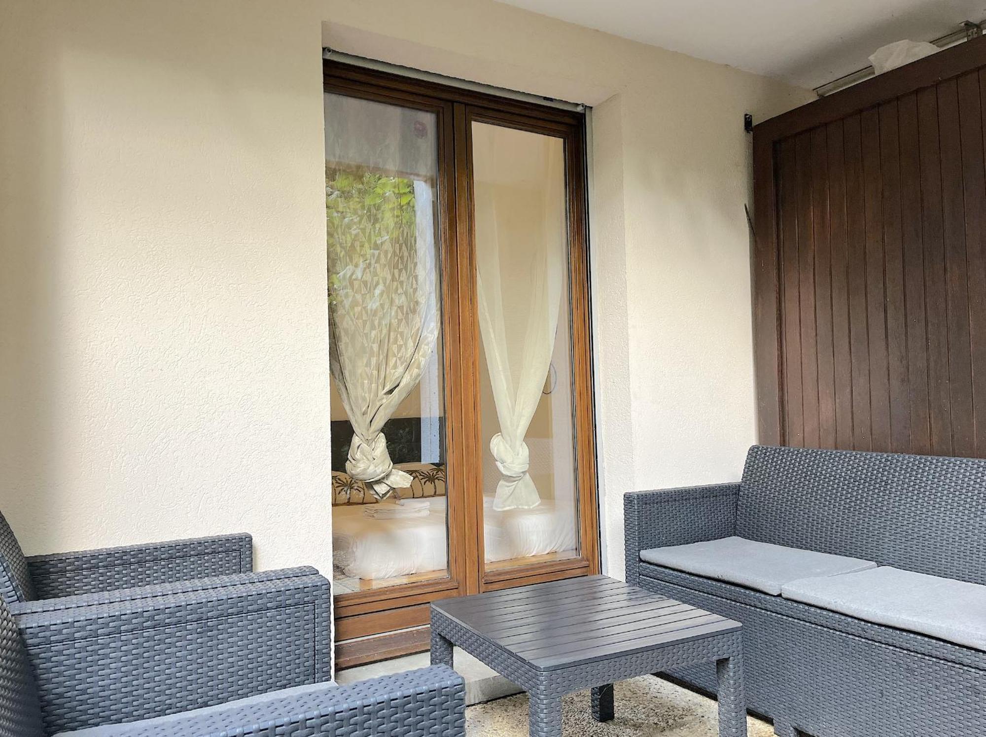 דירות אנסי Joli Studio Avec Jardin מראה חיצוני תמונה